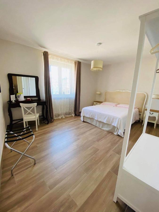 Santa Lucia B&B กาเอตา ภายนอก รูปภาพ