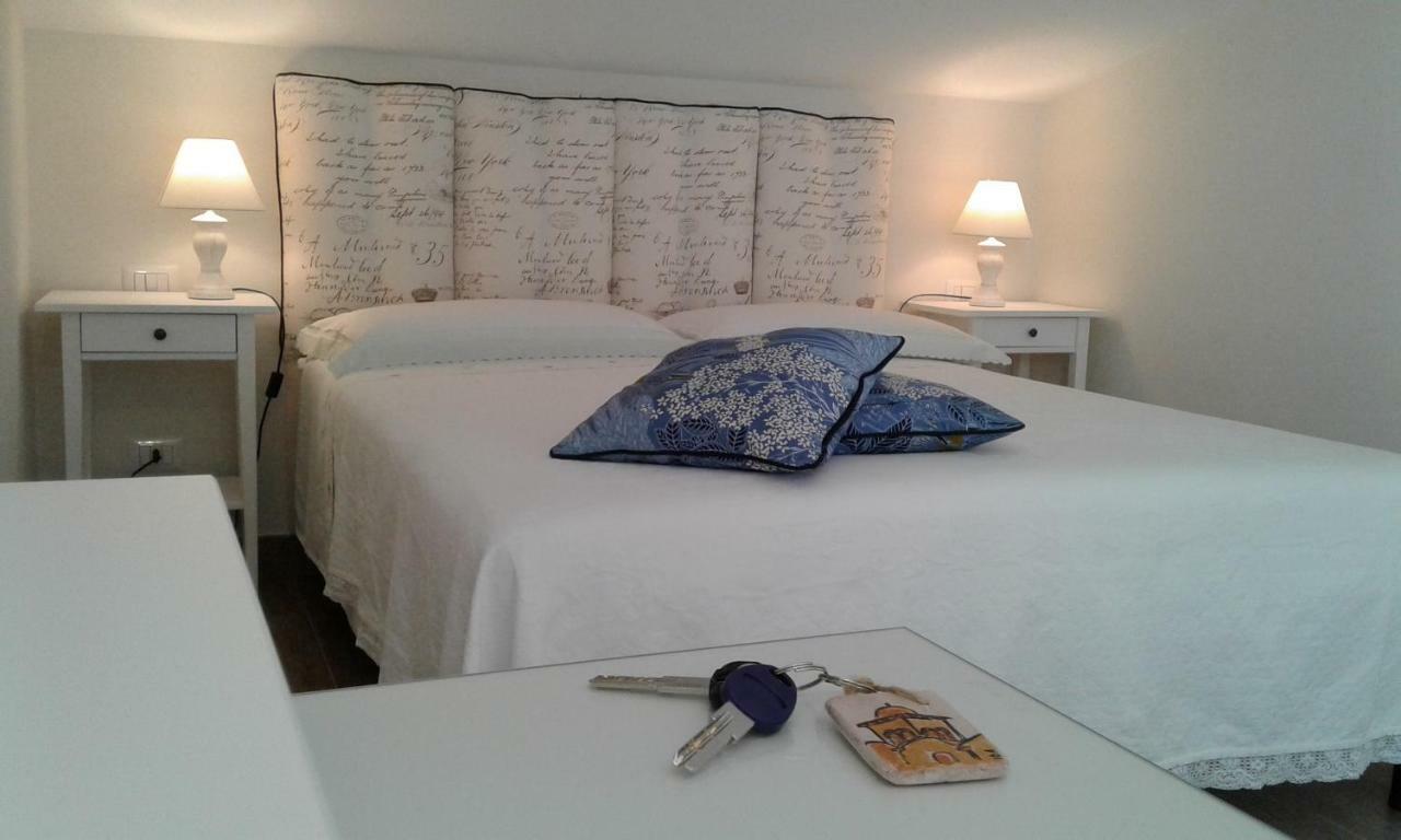 Santa Lucia B&B กาเอตา ภายนอก รูปภาพ